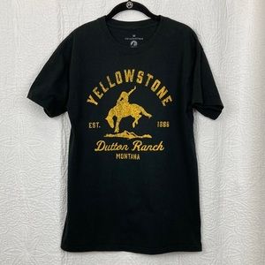 Yellowstone Dutton Ranch Montana Women’s Graphic T-shirt sz Medium